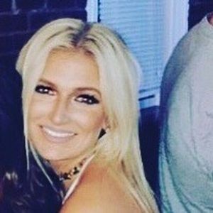 Meet your Posher, Kellie